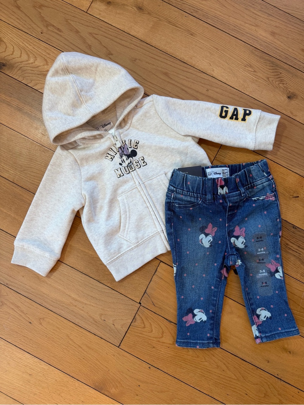NWT babyGap Disney Minnie Mouse Outfit Set Zip Hoodie Jeggings 3-6M